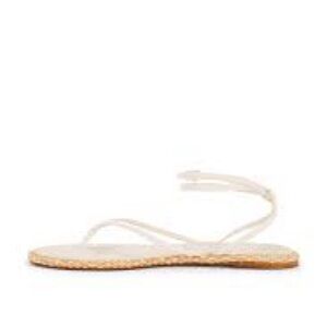 Dolce Vita Cove Sandal off white